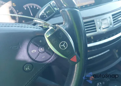 2013 Mercedes-Benz S 550 from USA, damaged, VIN WDDNG7DB2DA524858